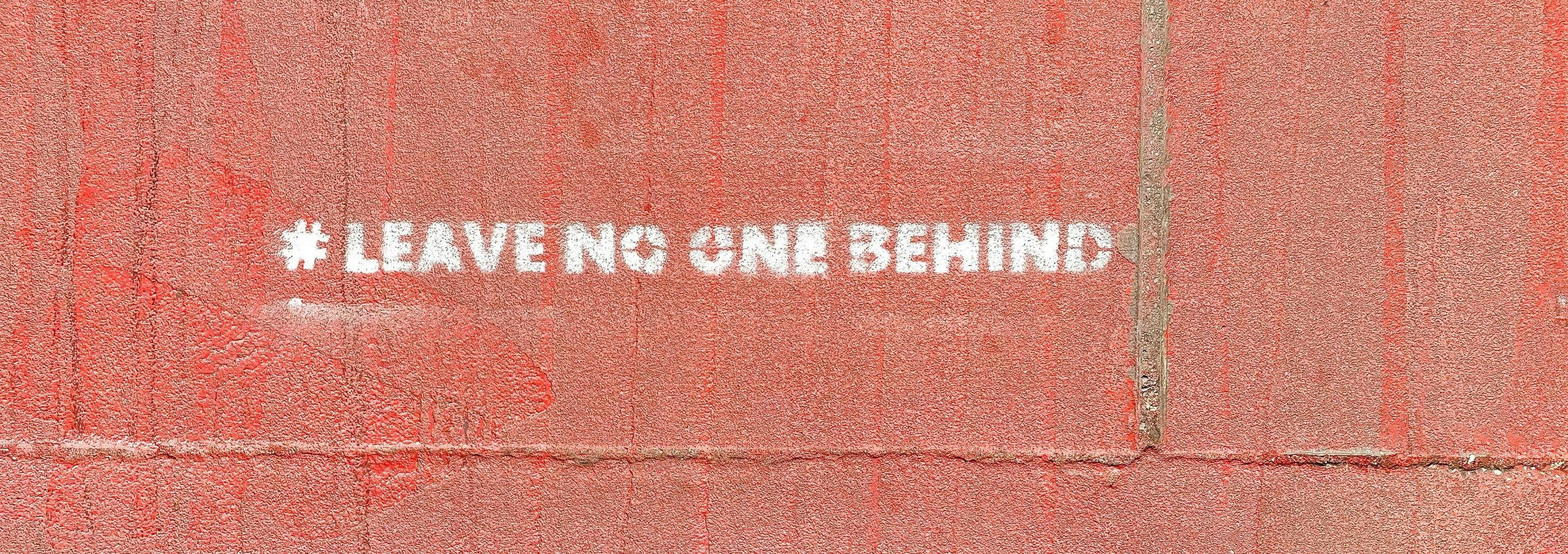 #LeaveNoOneBehind Graffiti by Etienne Girardet